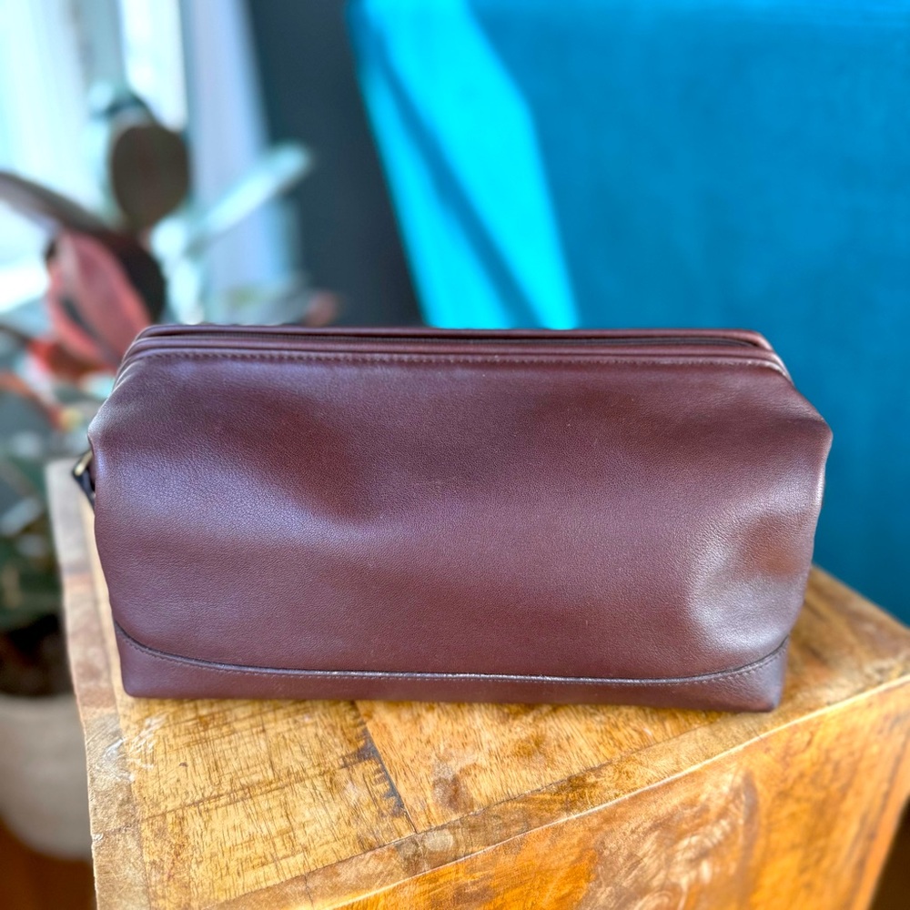 Vintage Coach travel toiletry bag Dopp kit